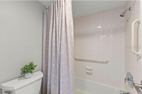 Condominio en alquiler en Sarasota, Florida, 2 dormitorios, 146.32 m2 № 2258645 - foto 30