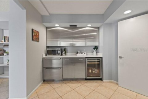 Condominio en alquiler en Sarasota, Florida, 2 dormitorios, 146.32 m2 № 2258645 - foto 19
