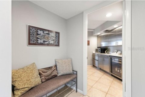 Condominio en alquiler en Sarasota, Florida, 2 dormitorios, 146.32 m2 № 2258645 - foto 15