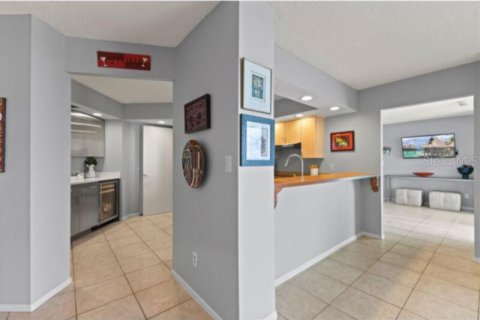 Condominio en alquiler en Sarasota, Florida, 2 dormitorios, 146.32 m2 № 2258645 - foto 17