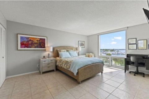 Condominio en alquiler en Sarasota, Florida, 2 dormitorios, 146.32 m2 № 2258645 - foto 23