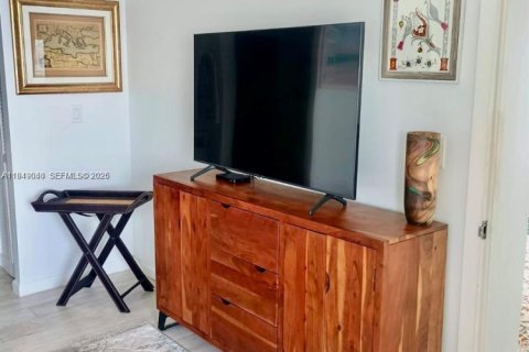 Снять в аренду кондоминиум в Майами, Флорида № 2005084 - фото 8