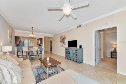 Copropriété à vendre à Bradenton, Floride: 2 chambres, 104.14 m2 № 1656947 - photo 5