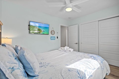 House in Sarasota, Florida 3 bedrooms, 114.08 sq.m. № 947274 - photo 29