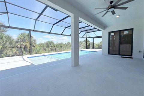 Villa ou maison à louer à Port Charlotte, Floride: 4 chambres, 228.73 m2 № 2156168 - photo 18