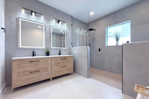 Villa ou maison à louer à Port Charlotte, Floride: 4 chambres, 228.73 m2 № 2156168 - photo 7