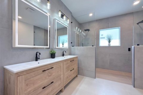 Villa ou maison à louer à Port Charlotte, Floride: 4 chambres, 228.73 m2 № 2156168 - photo 6