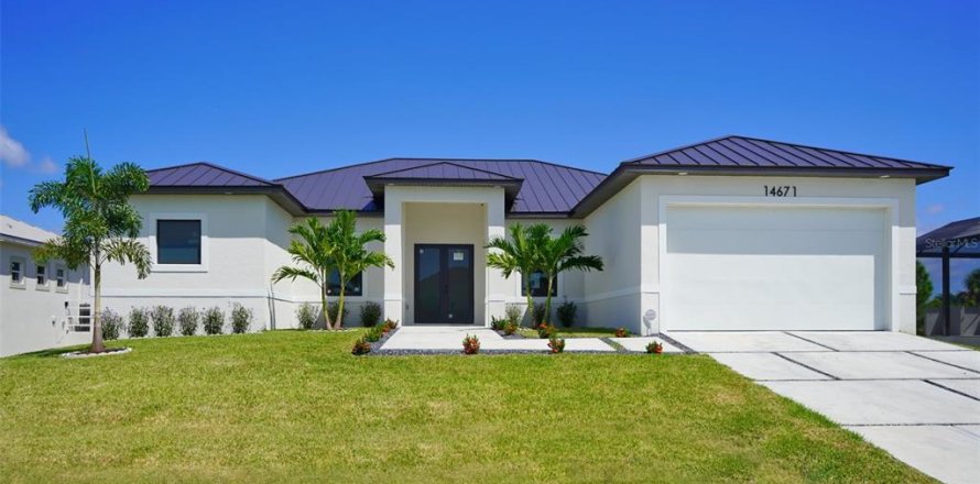 Villa ou maison à Port Charlotte, Floride 4 chambres, 228.73 m2 № 2156168