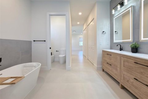 Villa ou maison à louer à Port Charlotte, Floride: 4 chambres, 228.73 m2 № 2156168 - photo 13
