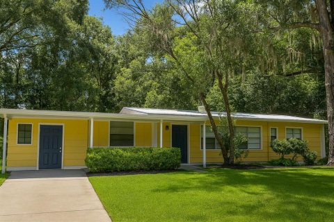 Casa en venta en Gainesville, Florida, 4 dormitorios, 112.32 m2 № 1838527 - foto 1