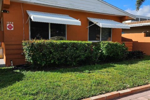Propiedad comercial en venta en Fort Lauderdale, Florida № 2145951 - foto 2