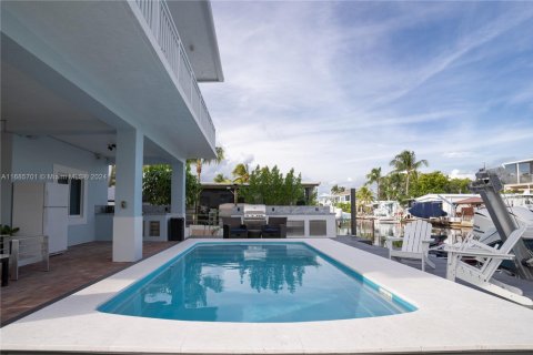 House in Key Largo, Florida 3 bedrooms, 128.02 sq.m. № 1702478 - photo 6