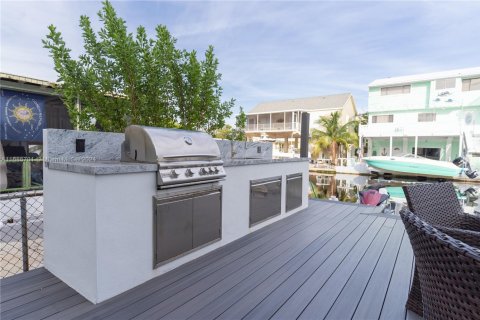 House in Key Largo, Florida 3 bedrooms, 128.02 sq.m. № 1702478 - photo 10