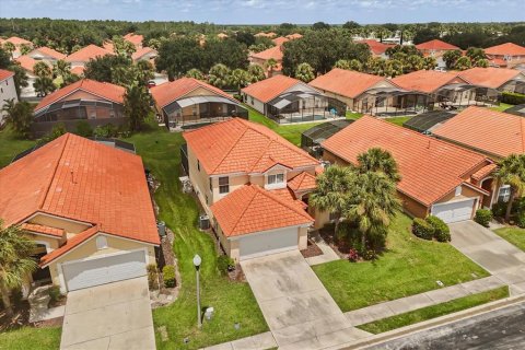 House in Davenport, Florida 5 bedrooms, 195.65 sq.m. № 1838116 - photo 3