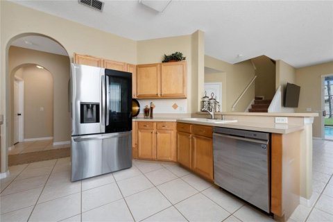 House in Orlando, Florida 4 bedrooms, 227.52 sq.m. № 1827658 - photo 14