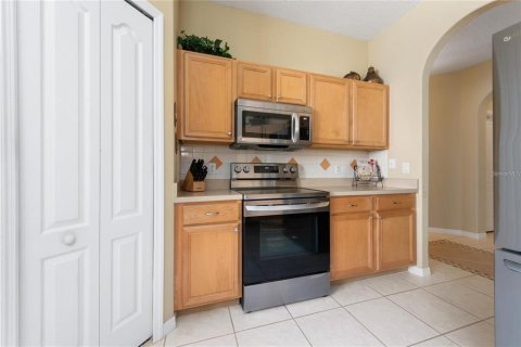 Casa en alquiler en Orlando, Florida, 4 dormitorios, 227.52 m2 № 1827658 - foto 13