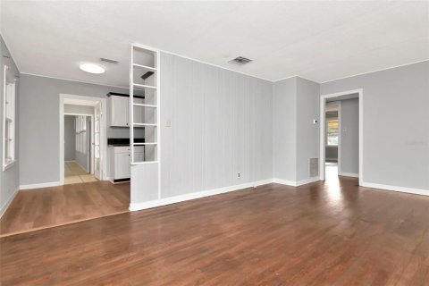 Купить виллу или дом в Брэндон, Флорида 6 комнат, 131.74м2, № 1680578 - фото 16