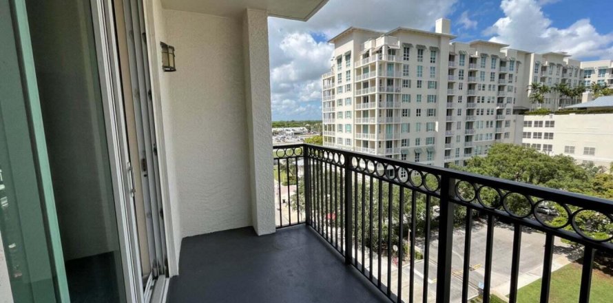 Condominio en West Palm Beach, Florida, 2 dormitorios  № 1160731