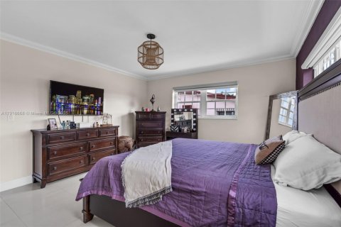 Villa ou maison à louer à Miami, Floride: 5 chambres, 155.89 m2 № 1974026 - photo 20