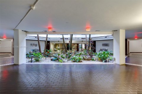 Copropriété à louer à Miami, Floride: 3 chambres, 171.68 m2 № 2001071 - photo 20