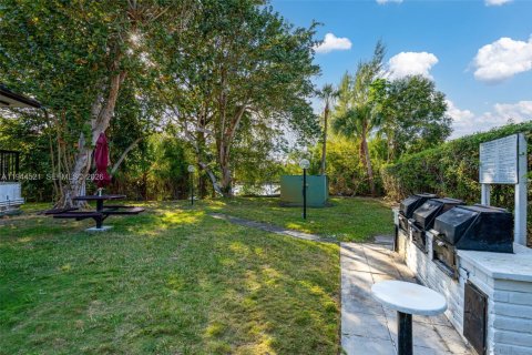 Copropriété à louer à Miami, Floride: 3 chambres, 171.68 m2 № 2001071 - photo 23