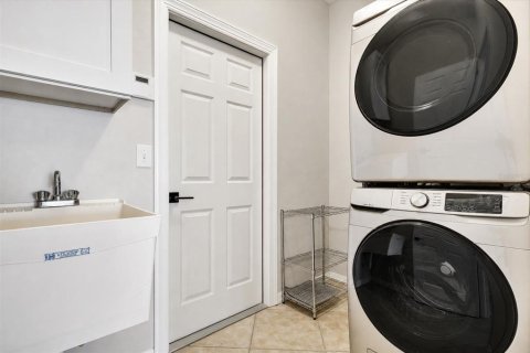 Touwnhouse à vendre à Tampa, Floride: 3 chambres, 147.44 m2 № 2210311 - photo 23