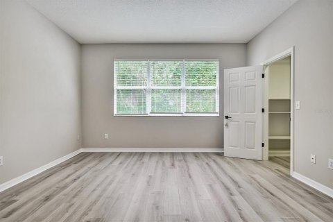 Touwnhouse à vendre à Tampa, Floride: 3 chambres, 147.44 m2 № 2210311 - photo 14