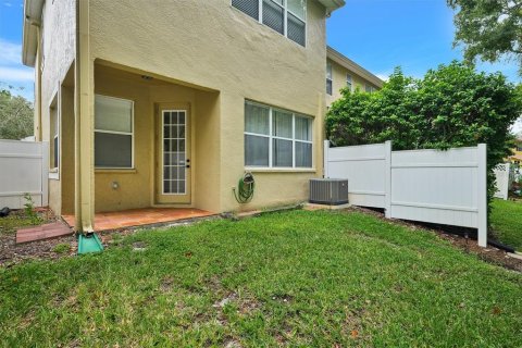 Touwnhouse à vendre à Tampa, Floride: 3 chambres, 147.44 m2 № 2210311 - photo 25