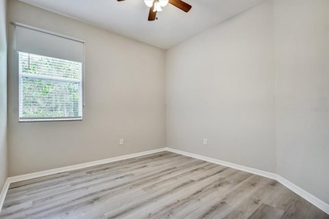 Touwnhouse à vendre à Tampa, Floride: 3 chambres, 147.44 m2 № 2210311 - photo 19