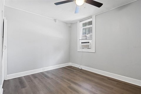 Propiedad comercial en venta en Saint Petersburg, Florida, 3 dormitorios, 152.73 m2 № 1786750 - foto 10