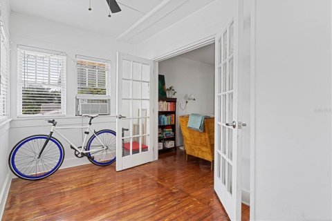 Propiedad comercial en venta en Saint Petersburg, Florida, 3 dormitorios, 152.73 m2 № 1786750 - foto 30