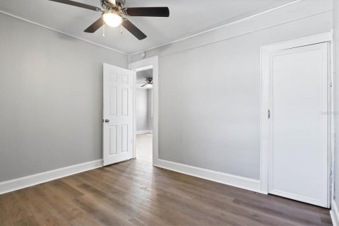 Propiedad comercial en venta en Saint Petersburg, Florida, 3 dormitorios, 152.73 m2 № 1786750 - foto 11