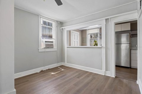 Propiedad comercial en venta en Saint Petersburg, Florida, 3 dormitorios, 152.73 m2 № 1786750 - foto 8