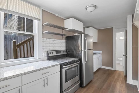 Propiedad comercial en venta en Saint Petersburg, Florida, 3 dormitorios, 152.73 m2 № 1786750 - foto 12