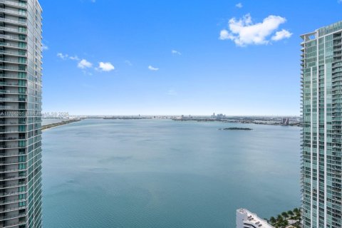 Condominio en venta en Miami, Florida, 4 dormitorios, 173.91 m2 № 1864894 - foto 8