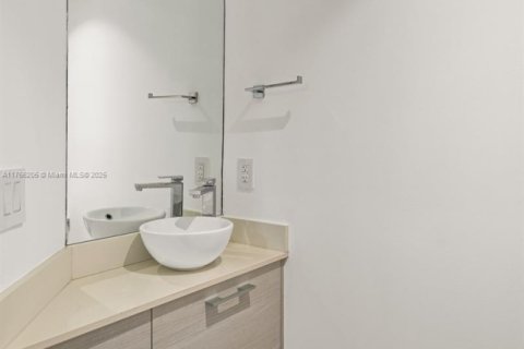 Condominio en venta en Miami, Florida, 4 dormitorios, 173.91 m2 № 1864894 - foto 25