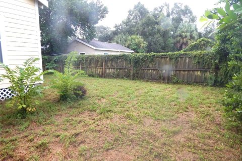 House in Tampa, Florida 3 bedrooms, 113.9 sq.m. № 2415145 - photo 15