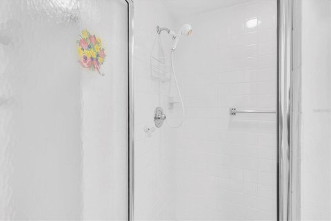 Condo in New Port Richey, Florida, 2 bedrooms  № 1742794 - photo 20