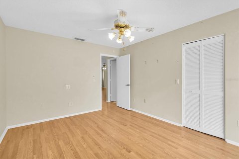 Condo in New Port Richey, Florida, 2 bedrooms  № 1742794 - photo 24