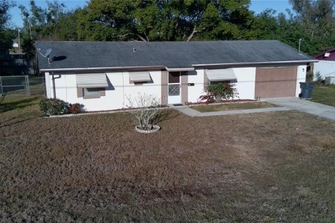Villa ou maison à vendre à Lake Wales, Floride: 2 chambres, 104.52 m2 № 2118703 - photo 3