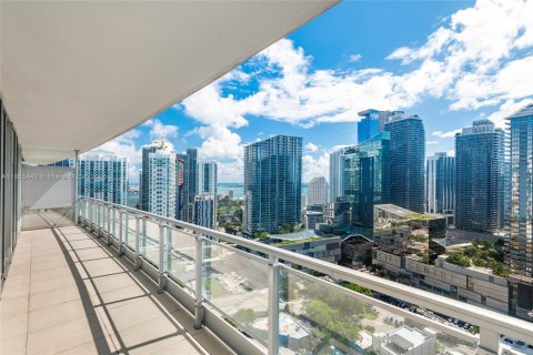 Copropriété à vendre à Miami, Floride: 2 chambres, 114.73 m2 № 1892946 - photo 1