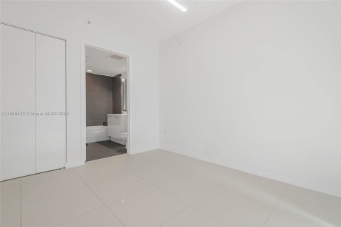 Copropriété à vendre à Miami, Floride: 2 chambres, 114.73 m2 № 1892946 - photo 24