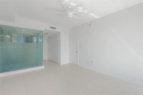 Copropriété à vendre à Miami, Floride: 2 chambres, 114.73 m2 № 1892946 - photo 17