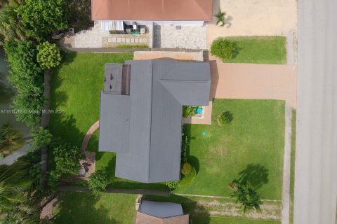 Villa ou maison à vendre à Naples, Floride: 4 chambres, 133.22 m2 № 1766491 - photo 28