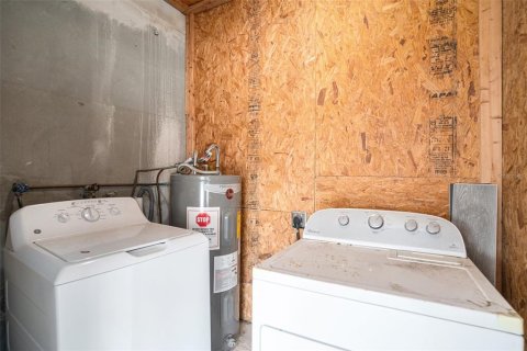 Casa en alquiler en Tampa, Florida, 3 dormitorios, 171.13 m2 № 1650956 - foto 3