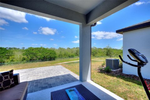 Villa ou maison à vendre à Lake Alfred, Floride: 4 chambres, 171.87 m2 № 1675403 - photo 12