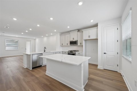 Adosado en venta en Bradenton, Florida, 3 dormitorios, 157.38 m2 № 2114364 - foto 2