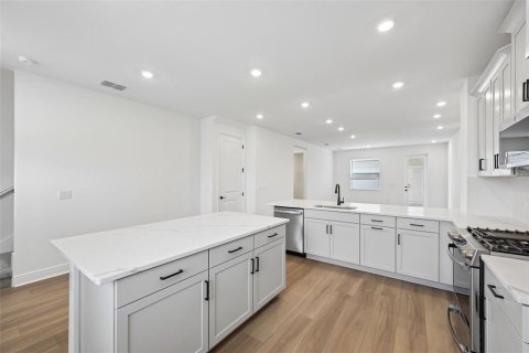 Adosado en venta en Bradenton, Florida, 3 dormitorios, 157.38 m2 № 2114364 - foto 3