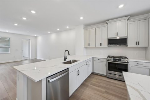 Adosado en venta en Bradenton, Florida, 3 dormitorios, 157.38 m2 № 2114364 - foto 5