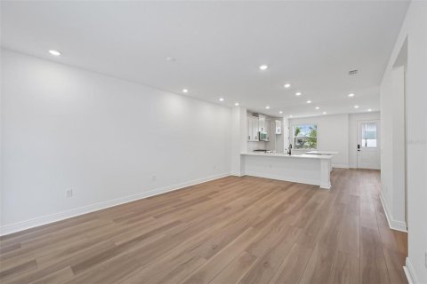 Adosado en venta en Bradenton, Florida, 3 dormitorios, 157.38 m2 № 2114364 - foto 8